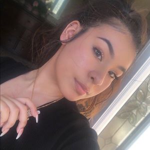 Meet your Posher, Brianna